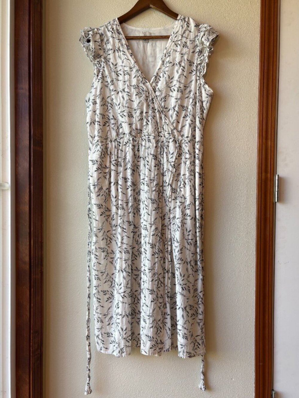 A New Day White Black Floral Print Cotton Midi Dress Pockets V Neckline Size XL